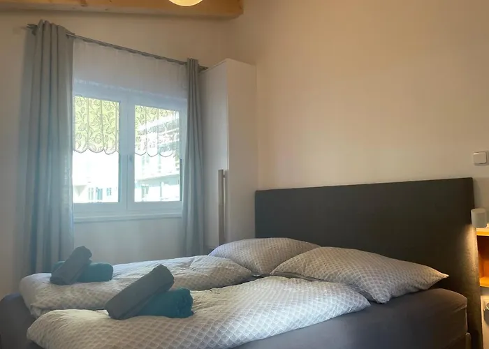 Tuxie Haus