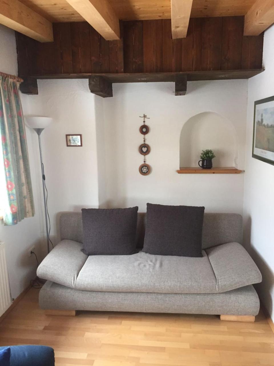 Tuxie Haus Apartment